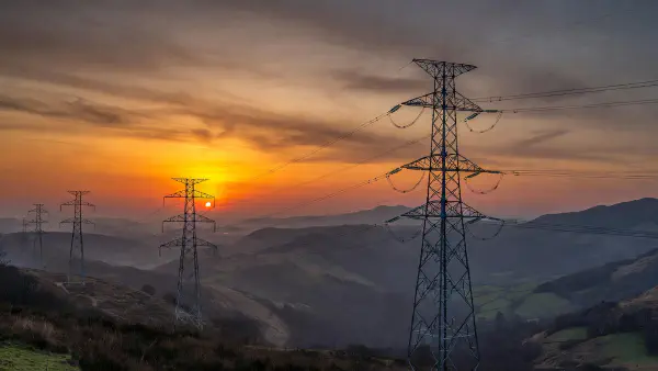 ScaleFibre 推出 SkySPAN™ ADSS 架空光缆系列